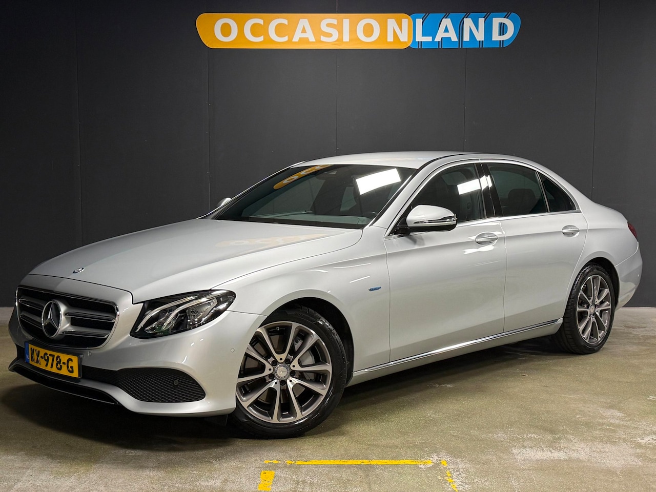 Mercedes-Benz E-klasse - 350 e Lease Edition|NL-AUTO|LED|STOELV|CRUISE|CAMERA|SFEER|NAVI|BLUETOOTH|CARPLAY|TREKHAAK - AutoWereld.nl