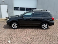Mitsubishi Outlander Sport - 2.0 Invite+