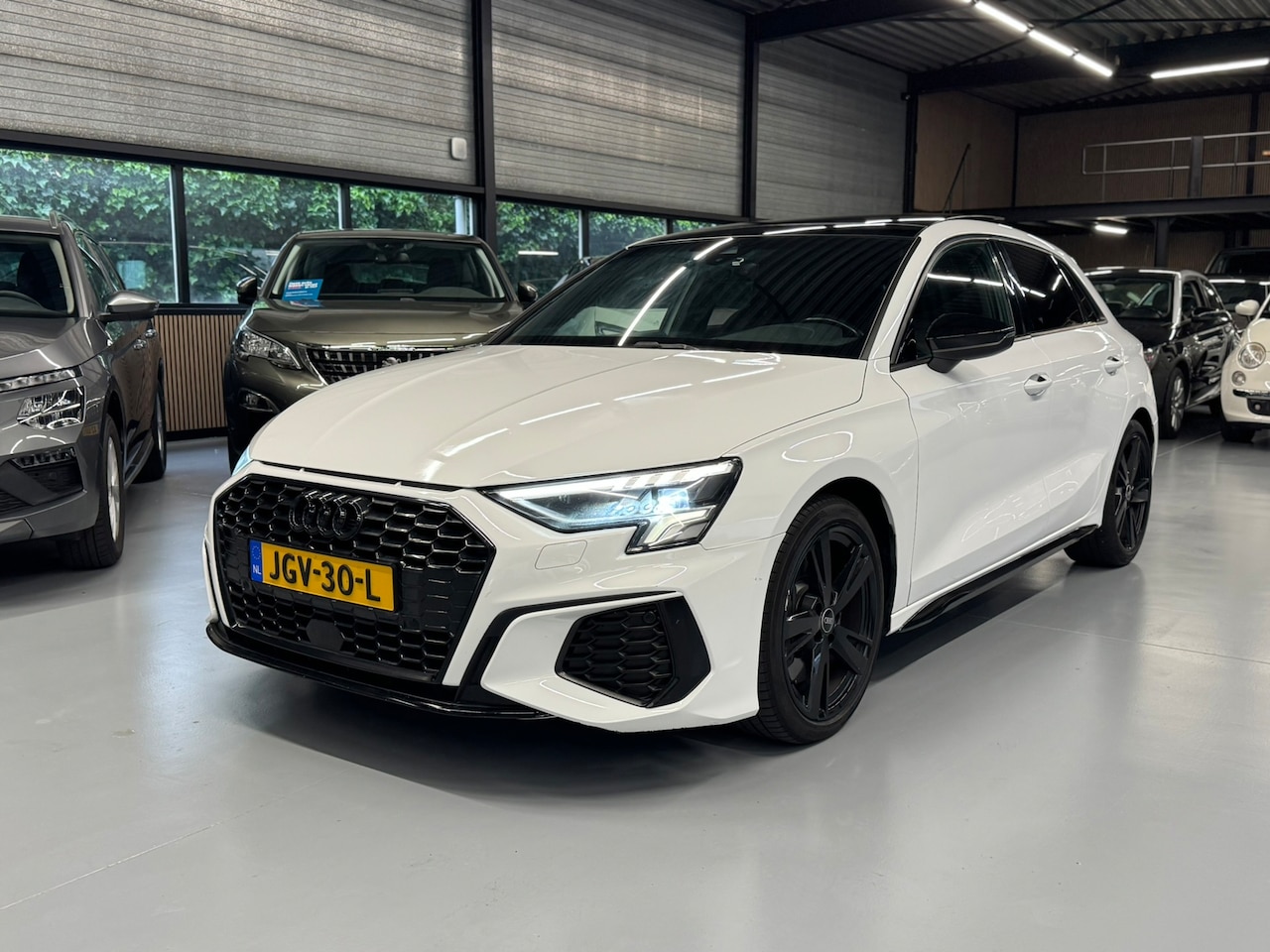 Audi A3 Sportback - 2.0 TFSI S3 Quattro Pano/Led/Camera - AutoWereld.nl