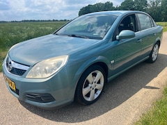 Opel Vectra - 2.2-16V Executive