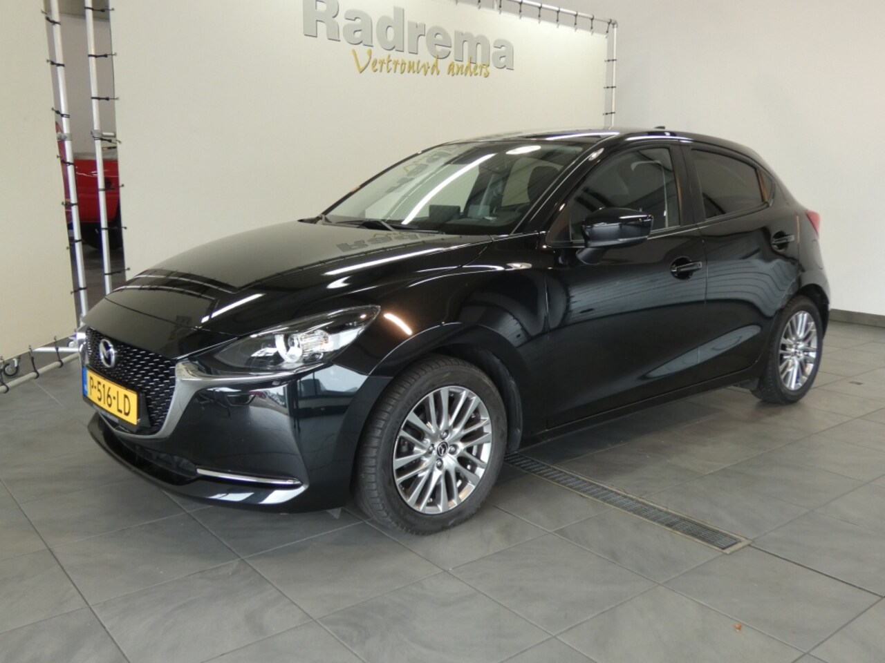 Mazda 2 - 1.5 Skyact-G 90 pk Luxury - AutoWereld.nl