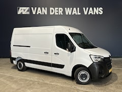 Renault Master - 2.3 dCi 136pk L2H2 Euro6 Airco | Navigatie | Camera | Trekhaak | Cruisecontrol Parkeersens