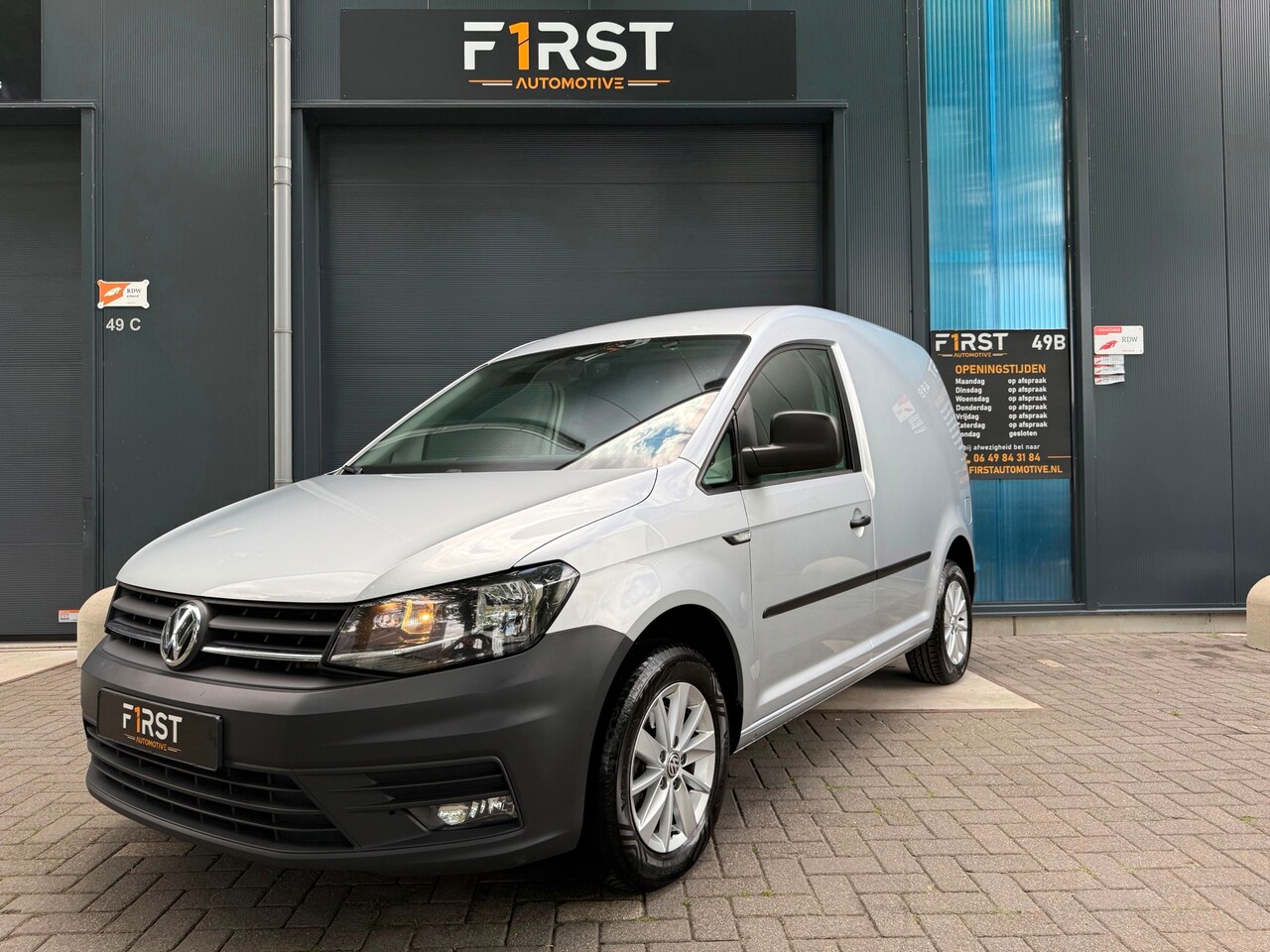 Volkswagen Caddy - 1.6 TDI L1H1 Comfortline Airco Pdc 15inch - AutoWereld.nl