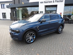 Lynk & Co 01 - 1.5 PHEV, Panoramadak, 360 Camera, Stuurverw, Zwarte hemel