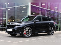 BMW X1 - sDrive20i M Sport Automaat / Panoramadak / Sportstoelen / Comfort Access / M Adaptief onde