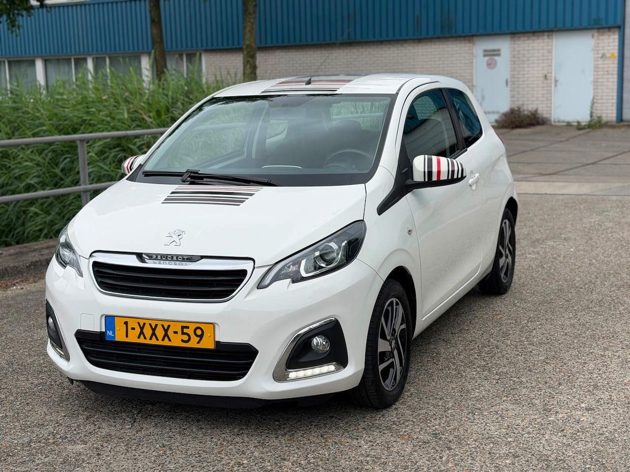 Peugeot 108 - 1.0 e-VTi Allure!2014!Carplay!Airco!LM.velgen! - AutoWereld.nl