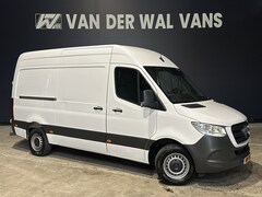 Mercedes-Benz Sprinter - 317 CDI 170pk Automaat 3500kg Trekhaak L2H2 Euro6 Airco | Camera | Navigatie | Apple Carpl