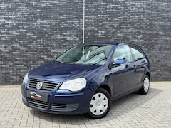 Volkswagen Polo - 1.2 Easyline Airco|Elekt ramen|Nette auto|Leder stuurwiel