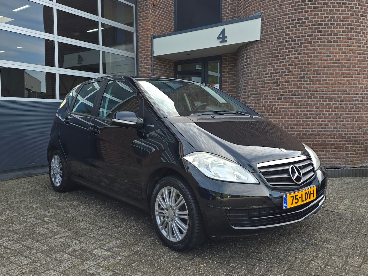 Mercedes-Benz A-klasse - 160 BlueEFFICIENCY Business Class Airco|Cruise - AutoWereld.nl