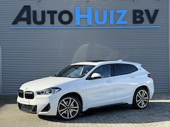BMW X2 - xDrive25e High Executive M Sport Pano HUD Leder Navi Plus 19 Inch Stuurverwarming Driving