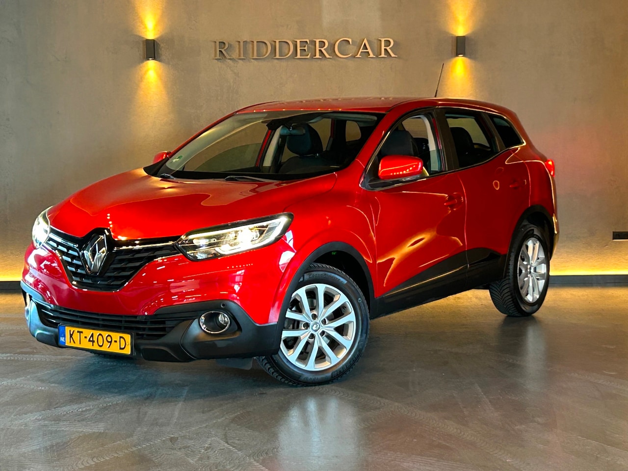 Renault Kadjar - 1.2 TCe Zen|AUTOMAAT|1E EIG|NAP|PARK SENS|TREKHAAK| - AutoWereld.nl