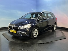 BMW 2-serie Active Tourer - 218i Centennial Executive Trekhaak, Navi