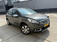 Peugeot 2008 - 1.2 PureTech Style AUTOMAAT NAVI AIRCO APK 2027