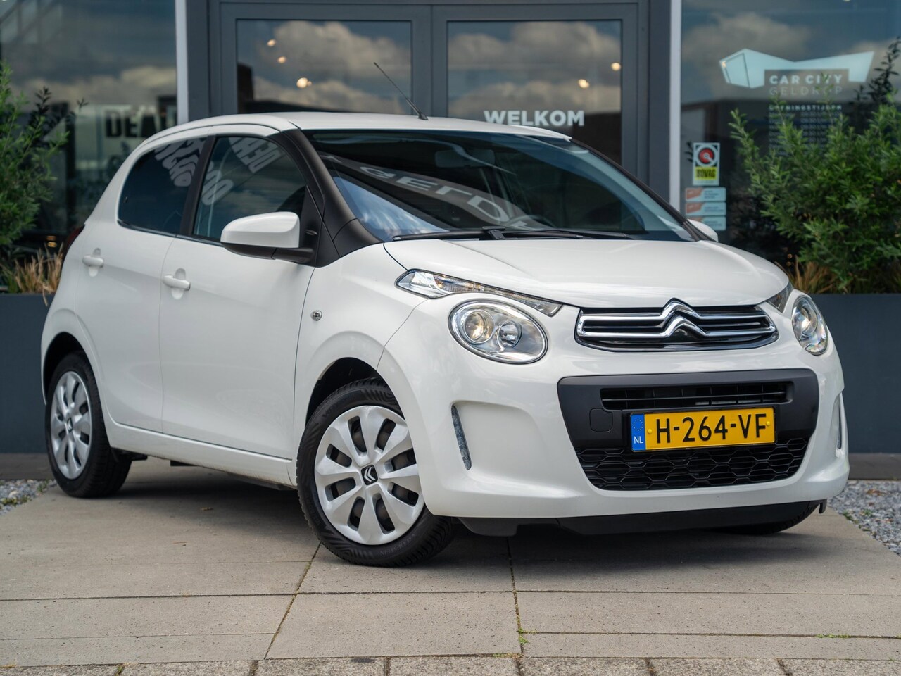 Citroën C1 - 1.0 VTi Feel | Bluetooth | Airco | Speedlimiter - AutoWereld.nl