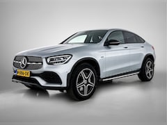 Mercedes-Benz GLC-klasse Coupé - 300 e 4MATIC AMG Nightpakket | Dode Hoek Ass | Sfeerverlichting | CarPlay | Parkeerpakket
