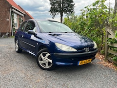 Peugeot 206 - 1.4 XT |APK| ZUINIG|VERTROUWD|3DRS