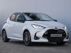 Toyota Yaris - 1.5 Hybrid GR Sport 116 Pk Automaat Camera / Apple Carplay / DAB / Stoelverwarming / 18 in