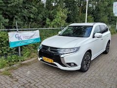 Mitsubishi Outlander - 2.0 PHEV Instyle AUTOMAAT