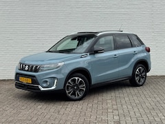 Suzuki Vitara - 1.5 Hybrid Style AllGrip Pano Camera Carplay Adaptive Cruise Navi Stoelverw