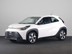 Toyota Aygo X - Hybrid 115 play | * NIEUWE AUTO * Actie