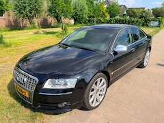 Audi A8 - 5.2 S8