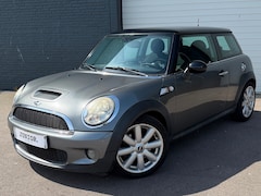 MINI 3-Deurs - 1.6 Cooper S Chili AUTOMAAT/VOLONDERHOUD/CRUISE/STOELVERWARMING