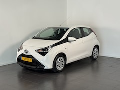 Toyota Aygo - 1.0 VVT-i x-play | CarPlay | Achteruitrijcamera | Ruben 28-10