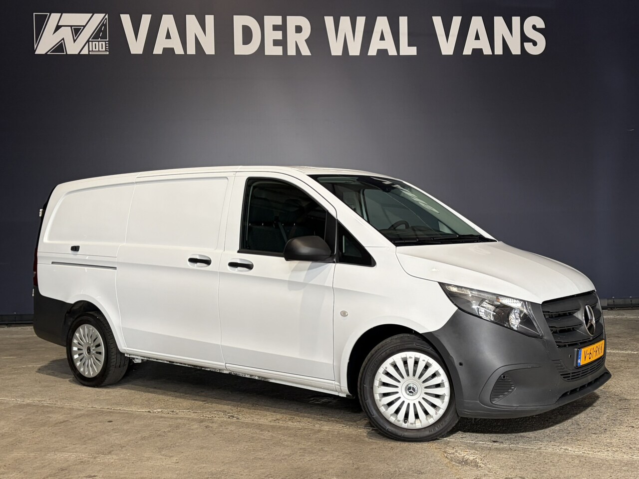 Mercedes-Benz Vito - 116 CDI 164pk 2025 Model L2H1 Euro6 Airco | Camera | XXL MBUX | Navigatie | Cruisecontrol - AutoWereld.nl