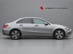 Mercedes-Benz A-klasse - 250e AUT8 Premium NIGHT PAKKET LEDER SFEER CARPLAY