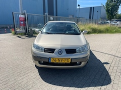 Renault Mégane coupé cabriolet - 2.0-16V Privilège Luxe