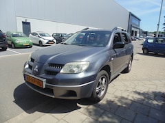 Mitsubishi Outlander - 2.0 Invite plus MET AIRCO