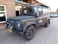 Land Rover Defender 110 - 2.5 Td5 HT 110" Robuuste FoodTruck