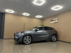 BMW X2 - SDrive20i High Executive M-Sport * Automaat / Leder / HUD / 19" LM Velgen / Camera / NL Au