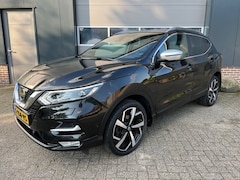 Nissan Qashqai - 1.2 Acenta-Leder-Pano-360-LED