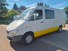Mercedes-Benz Sprinter - 211CDI 208CDI LANG CHASSIS 2004 FLAT ROOF