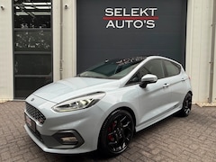 Ford Fiesta - 1.5 EcoBoost ST-3 Performance 200 Pk Pano/Recaro/Full Led/Cruise Control/Climate Control/C
