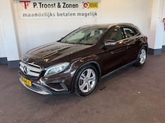 Mercedes-Benz GLA-Klasse - 200 Edition 1 AMG | Cruise control | Climate control | Lederen bekleding | Achteruitrijcam