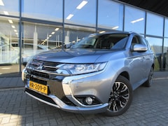 Mitsubishi Outlander - 2.0 PHEV instyle | 4WD | 203 PK | AUTOMAAT | DEALER ONDERHOUDEN |