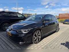 Volkswagen Golf - 1.5 eTSI R-Line BTW 21% Automaat Navi Camera 5drs