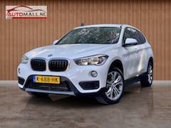 BMW X1 - SDrive18i High Executive Automaat I Navi I APK I Achteruit Camera I Nette Auto