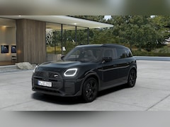 MINI Countryman - C Automaat / JCW / Pakket L / JCW / Pakket L / 19" John Cooper Works Runway Spoke black
