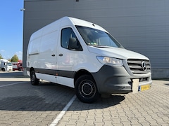 Mercedes-Benz Sprinter - 314 2.2 CDI L2 H2 / Loadlift 500 kg / Navi / Camera / APK 11-26