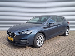 SEAT Leon - 1.0 TSI Style Business Intense | Cruise control adaptief | Navigatie | LM Velgen | Apple C