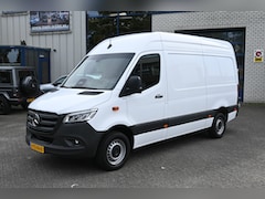 Mercedes-Benz Sprinter - 317 CDI L2H2 Pro LED, Geveerde stoel, Navigatie met camera