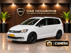 Volkswagen Touran - 1.5 TSI 150PK | DSG | CAMERA | ADAPTIVE CRUISE