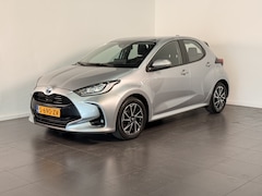 Toyota Yaris - 1.5 Hybrid Dynamic | Trekhaak | Apple Carplay | Zeer lage KM-stand |
