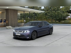 BMW i3 - 40 xDrive M Sport / Panoramadak / Trekhaak / 3D Head-Up / Multifinctionele Stoelen / Adapt
