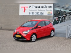 Toyota Aygo - 1.0 VVT-i x-play Automaat Nederlandse auto/Apple carplay/Achteruitrijcamera/Airco/DAB Radi