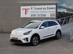 Kia e-Niro - DynamicPlusLine 64 kWh SOH 98% Nederlandse auto/Panoramadak/Afneembare trekhaak/Apple carp