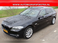 BMW 5-serie Touring - 523i High Executive // 6 cilinder //